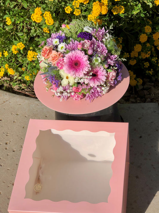 Birthday cake made by flowers. Same day flowers delivery in Gilbert, az
