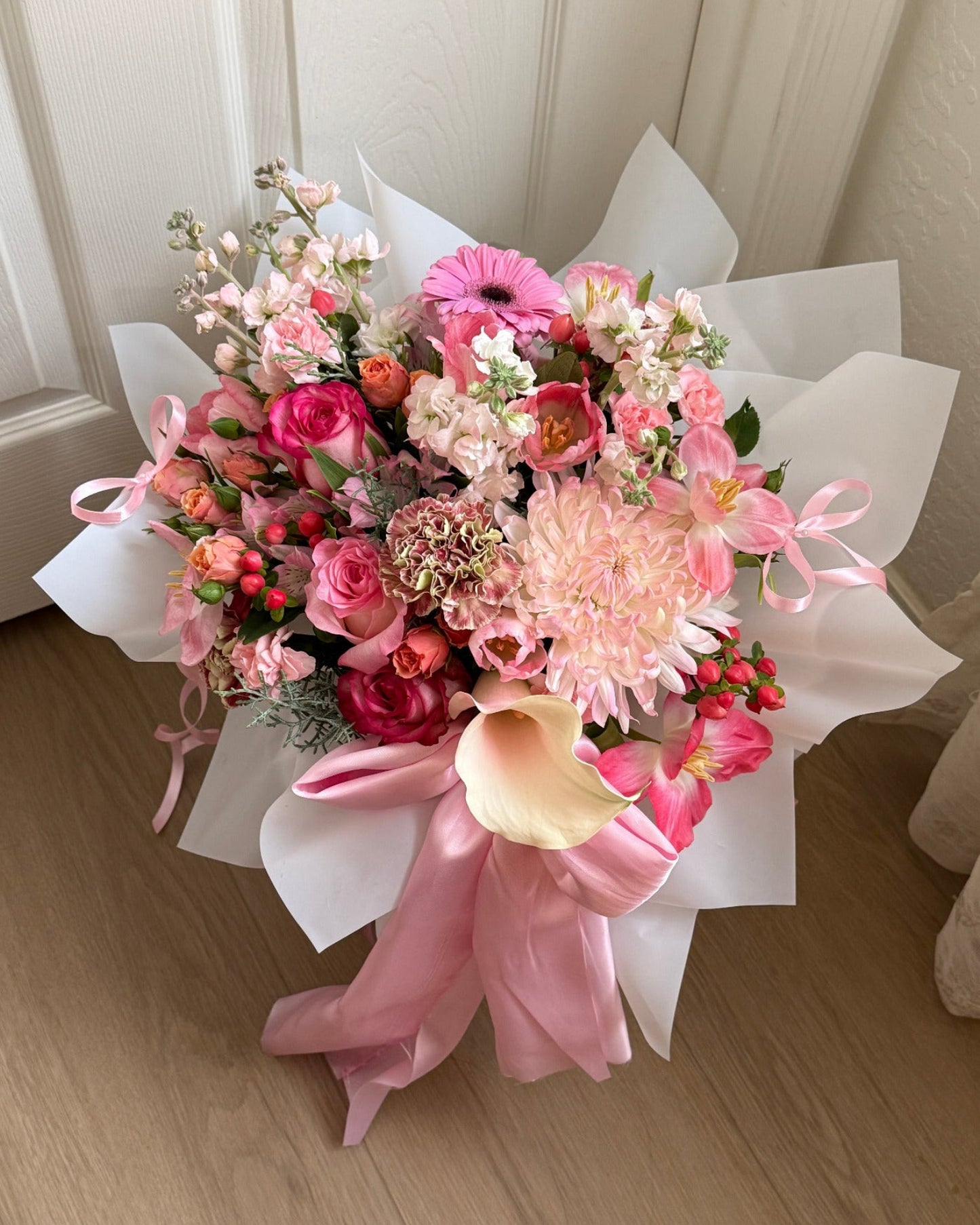 Amor Princess Bouquet pastel mixed flowers wrapped in Korean princess style for birthday, anniversary, and celebration gifts.