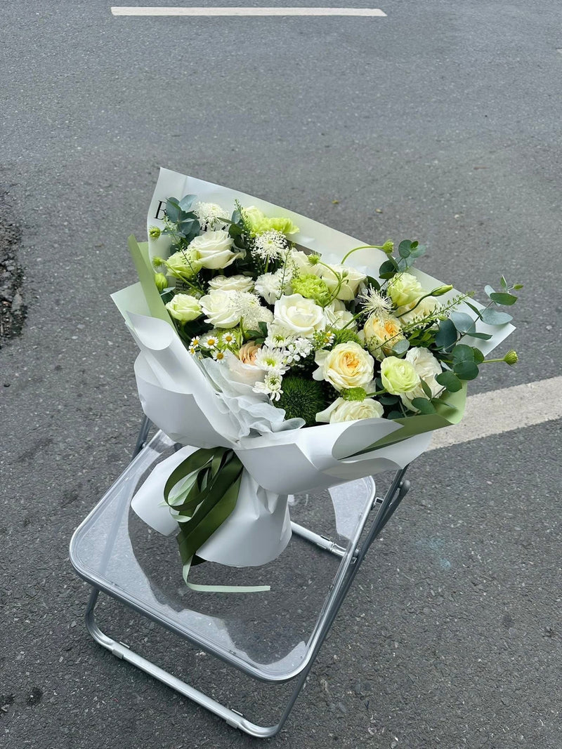 Order National Girlfriend's Day flowers for delivery in Gilbert, Az