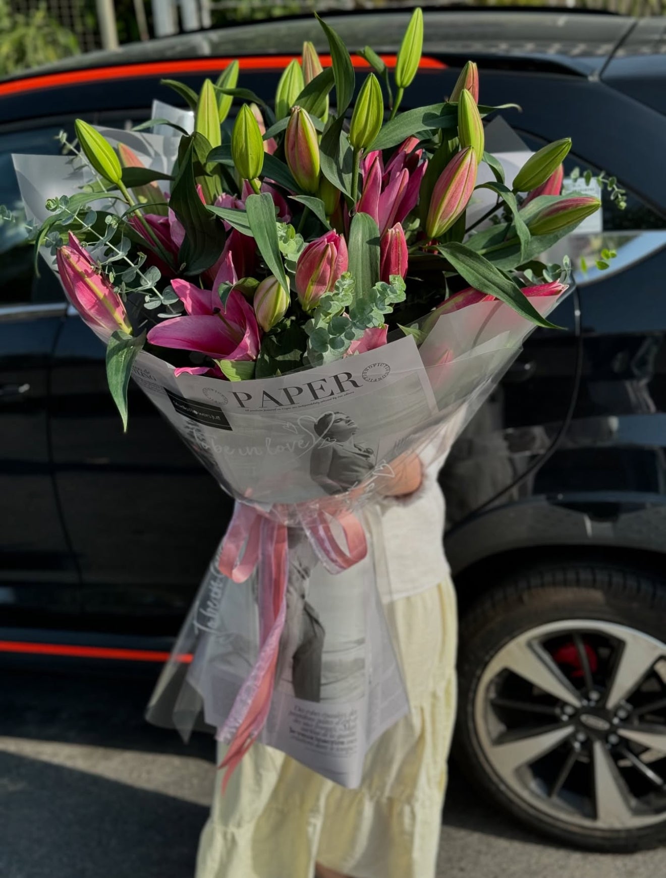 	Fresh-cut lilies bouquet symbolizing purity and love, ideal for birthdays or anniversaries.