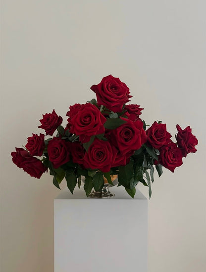Luxury red rose freestyle centerpiece with cloud-like shape, elegant and modern floral design